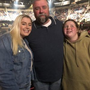 Meet your Posher, Eddie